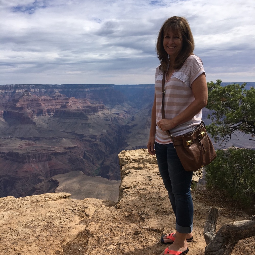 Meet your Posher, Connie